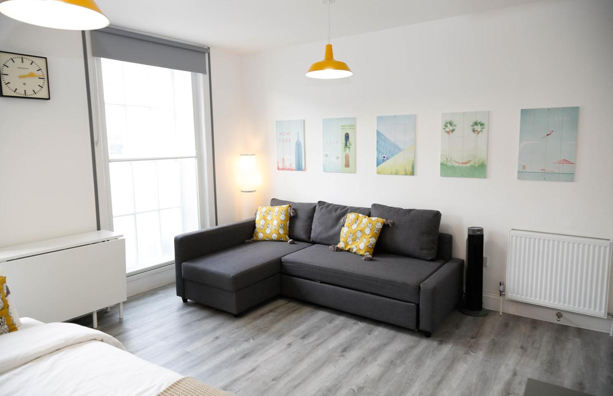 Luxury Rooms In Camden Town Near Shops, Cafes, Bars & Metro With Shared Bathrooms Londra Exterior foto