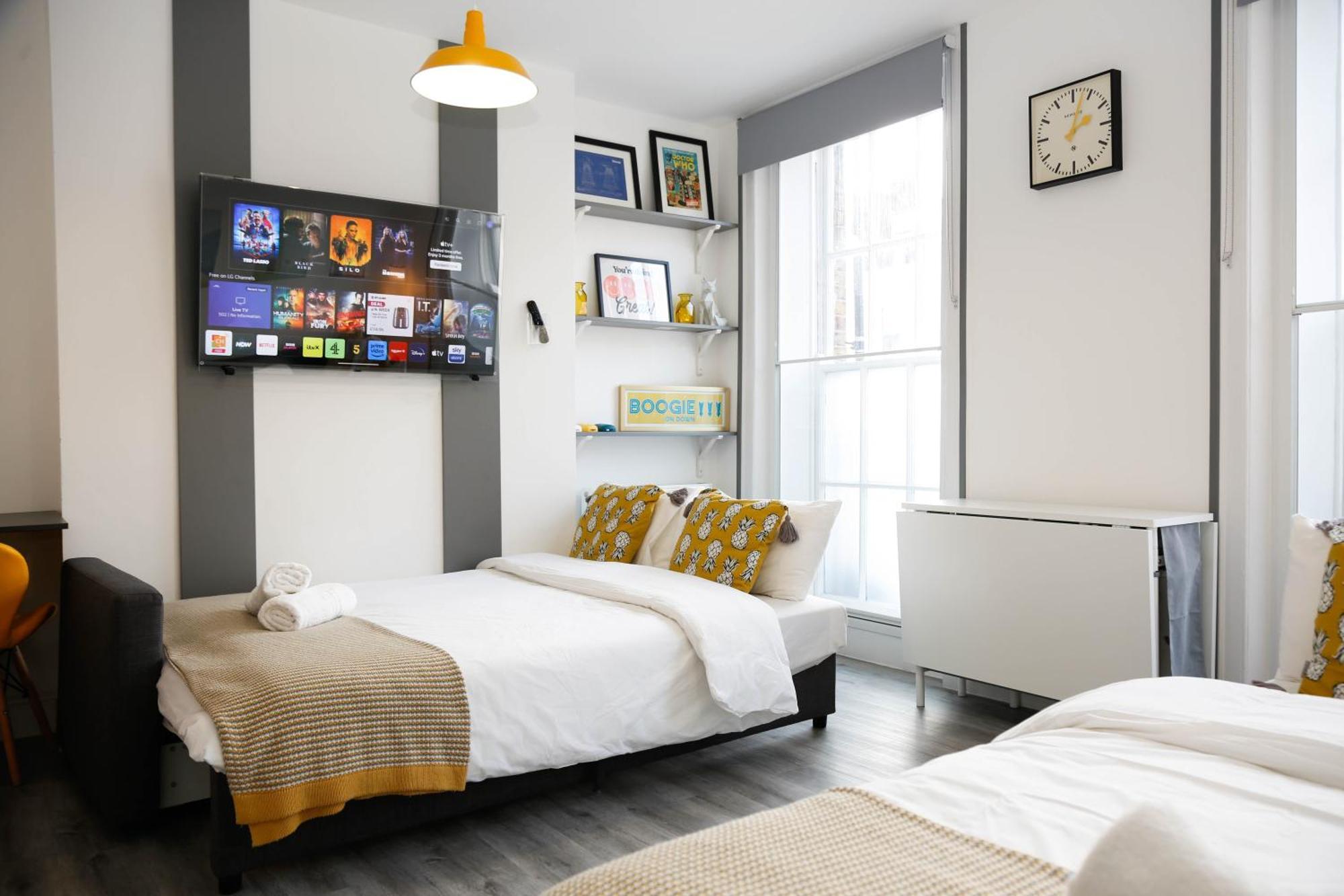 Luxury Rooms In Camden Town Near Shops, Cafes, Bars & Metro With Shared Bathrooms Londra Exterior foto