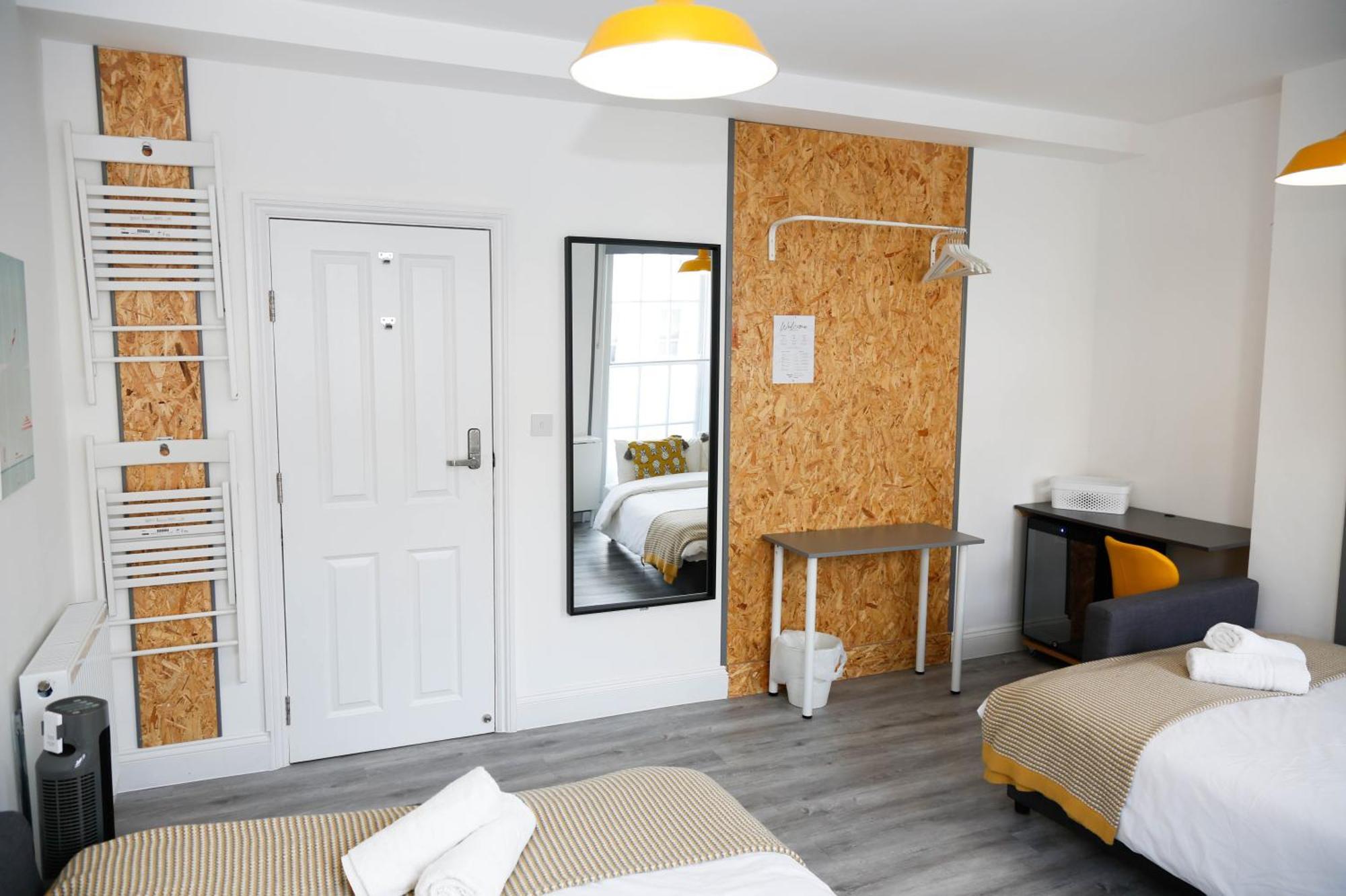 Luxury Rooms In Camden Town Near Shops, Cafes, Bars & Metro With Shared Bathrooms Londra Exterior foto