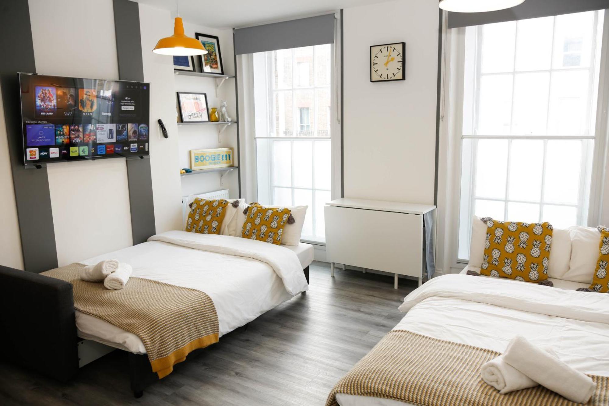 Luxury Rooms In Camden Town Near Shops, Cafes, Bars & Metro With Shared Bathrooms Londra Exterior foto